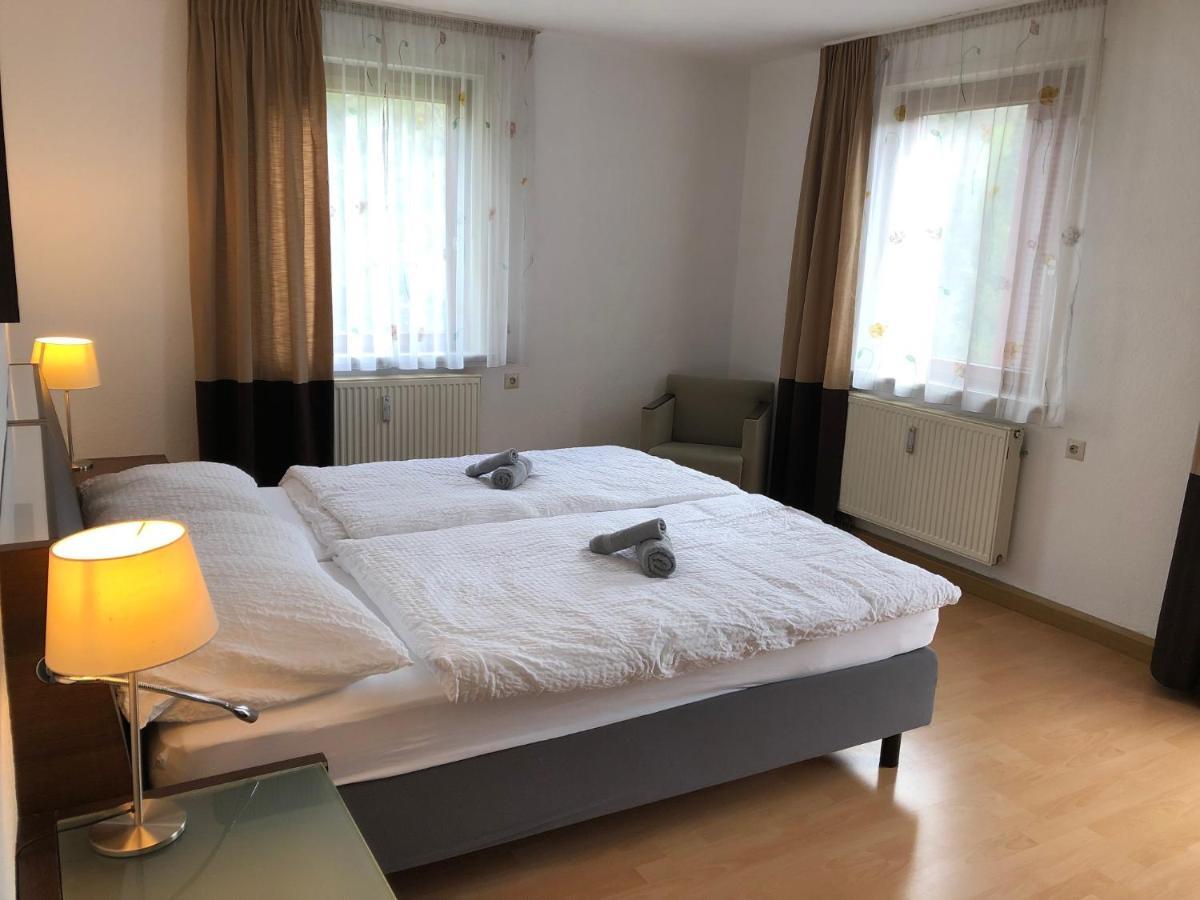 Ferienwohnung Mit 1 Schlafzimmer Altensteig Exterior foto